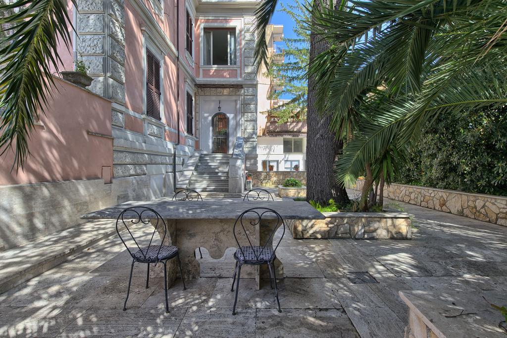 Casa Vacanze Monteverde Рим Экстерьер фото